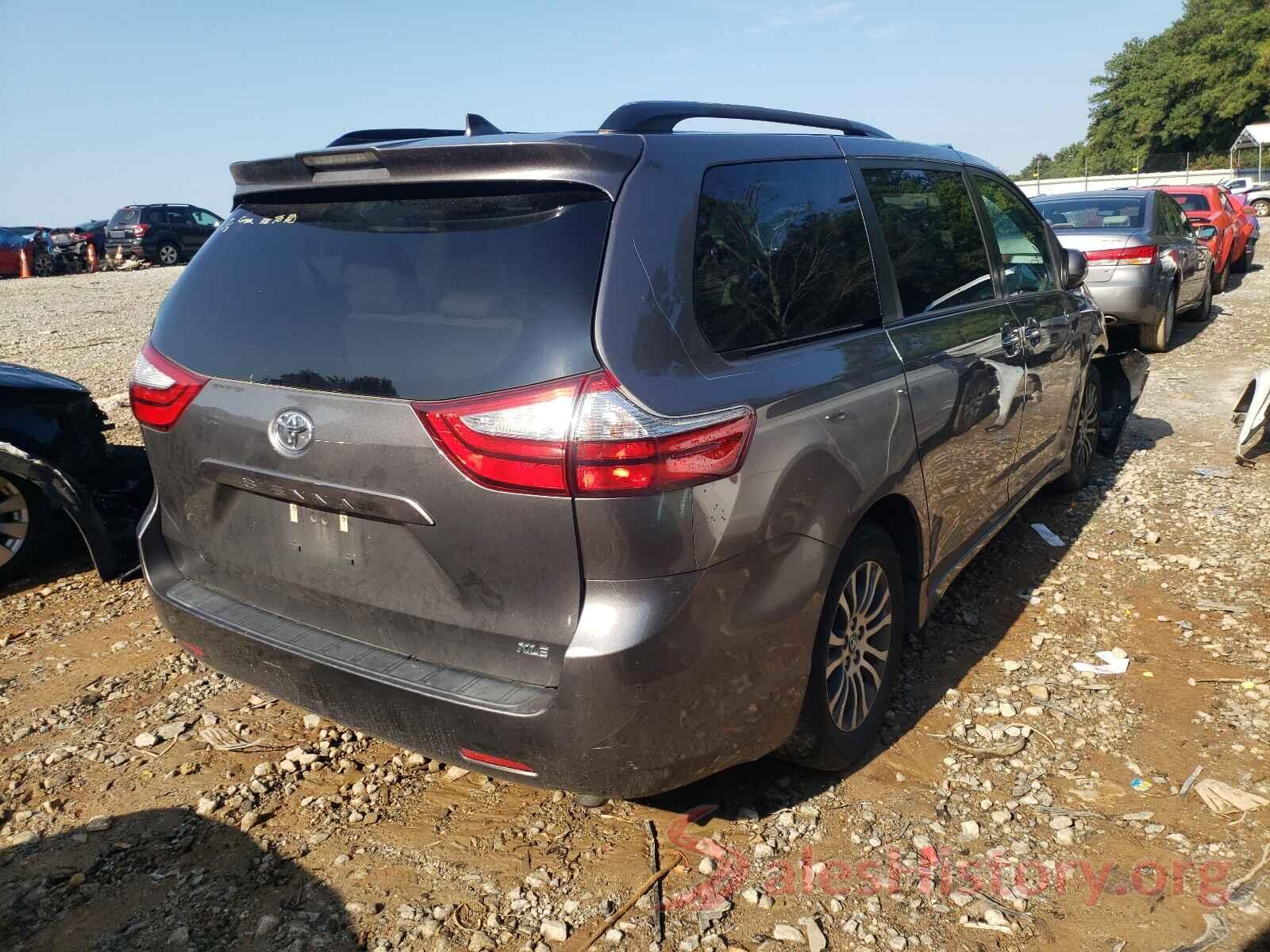 5TDYZ3DCXKS977838 2019 TOYOTA SIENNA