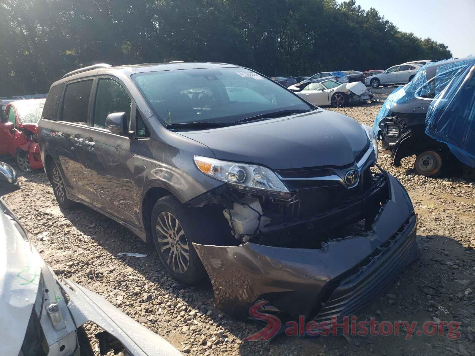 5TDYZ3DCXKS977838 2019 TOYOTA SIENNA