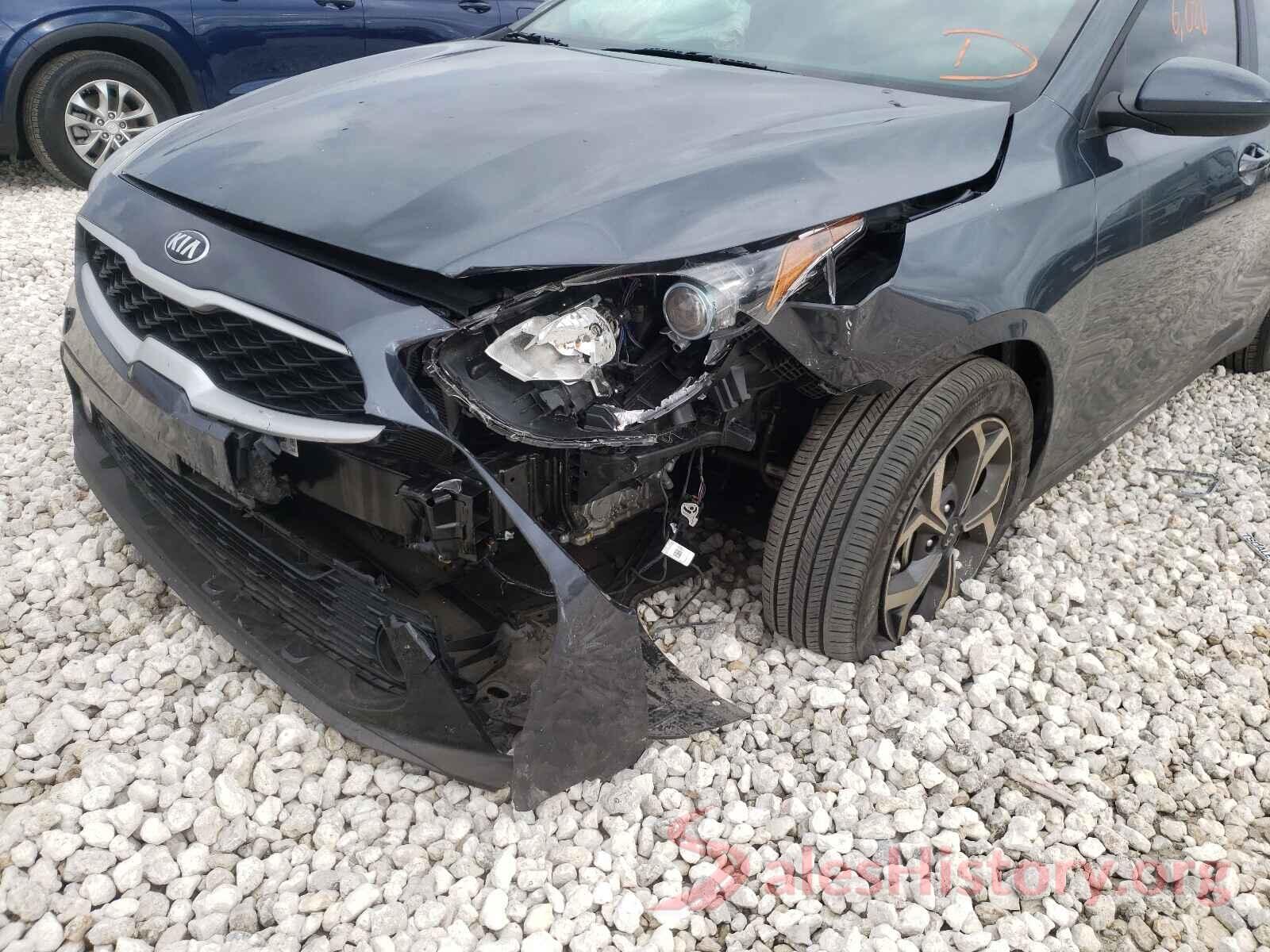 3KPF24AD2ME311438 2021 KIA FORTE