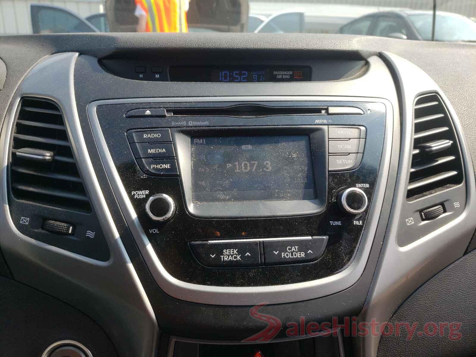 KMHDH4AE9GU479562 2016 HYUNDAI ELANTRA