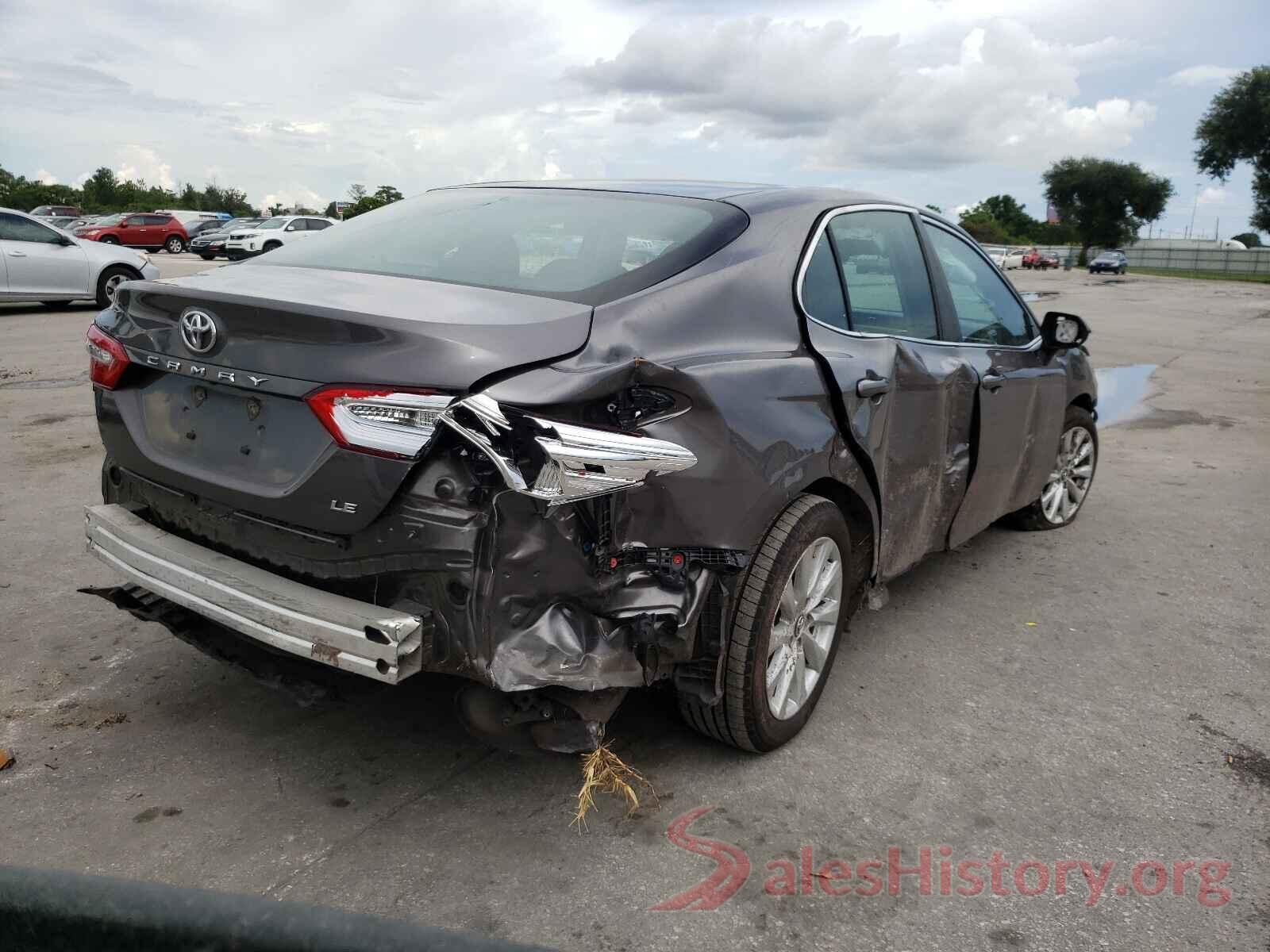 4T1B11HK6JU586940 2018 TOYOTA CAMRY