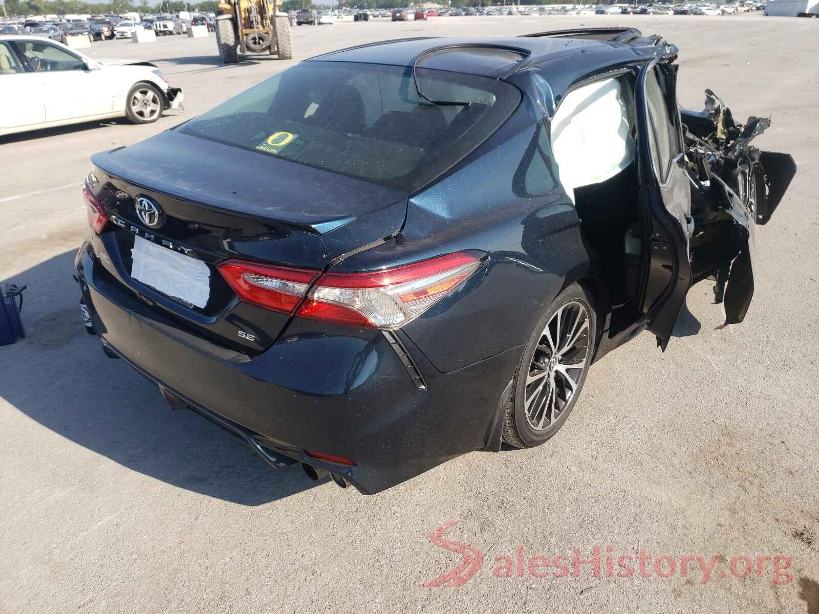 4T1B11HK5JU601895 2018 TOYOTA CAMRY