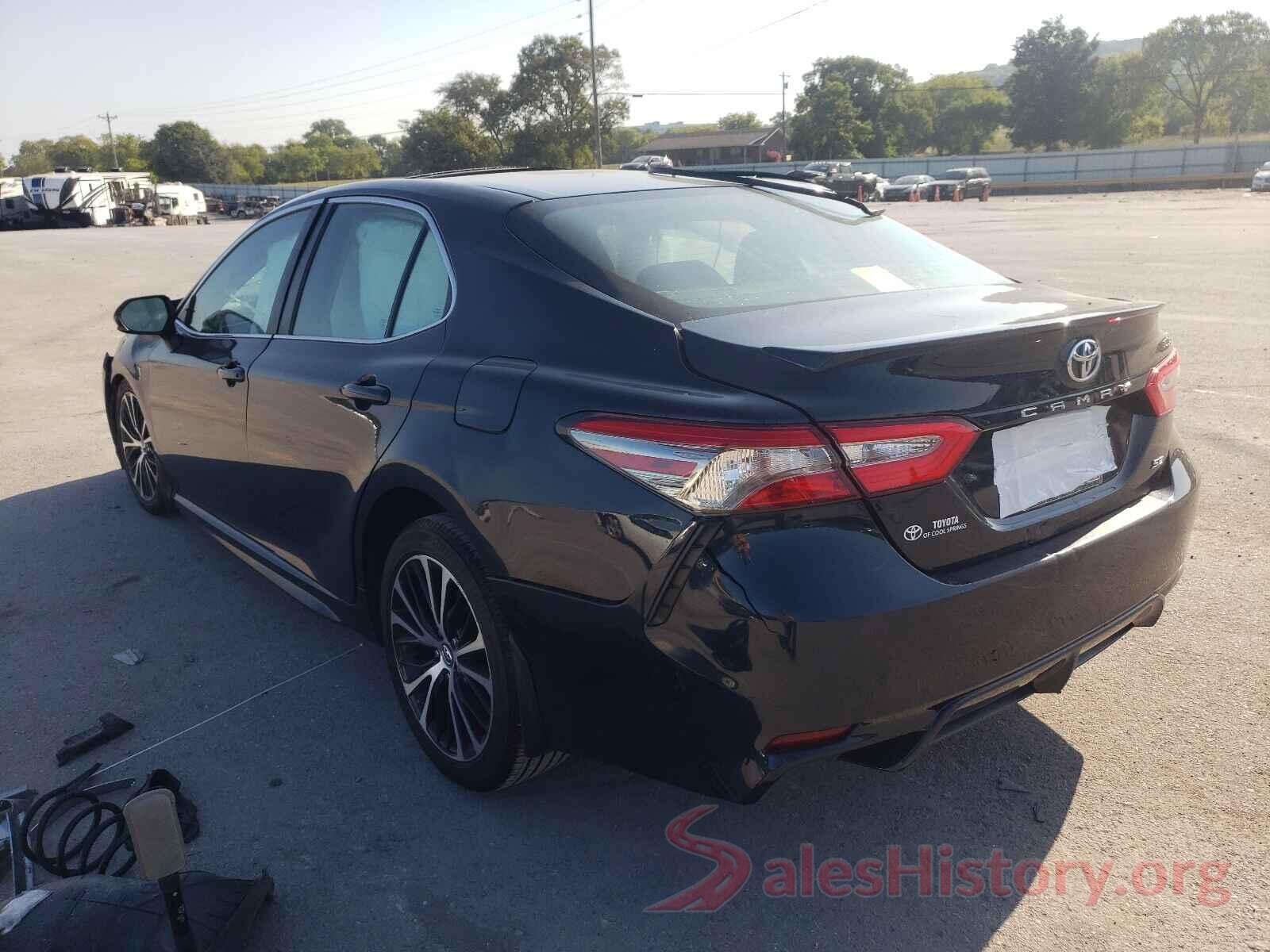 4T1B11HK5JU601895 2018 TOYOTA CAMRY