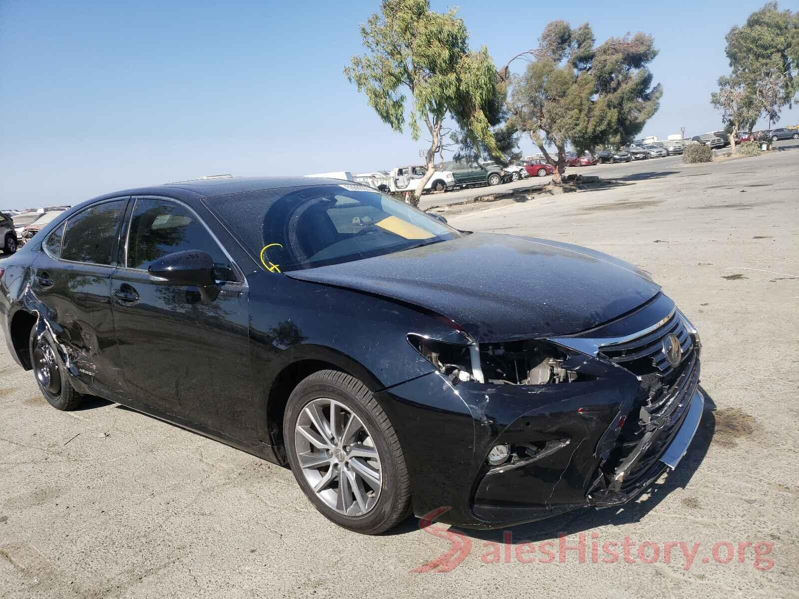 JTHBW1GGXH2139597 2017 LEXUS ES300