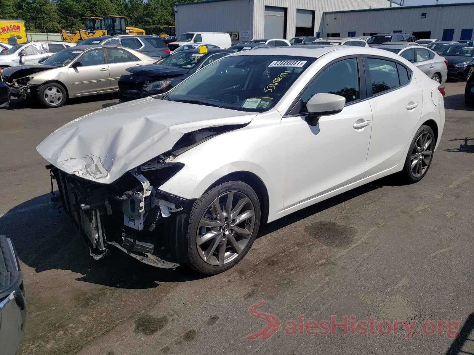 3MZBN1V3XJM204013 2018 MAZDA 3