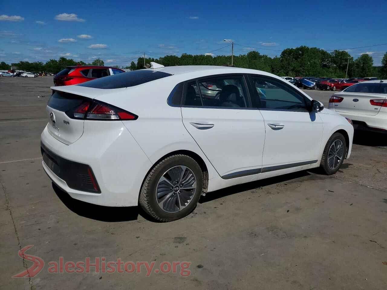 2021 HYUNDAI IONIQ VIN KMHCX5LD0MU249977, right side view