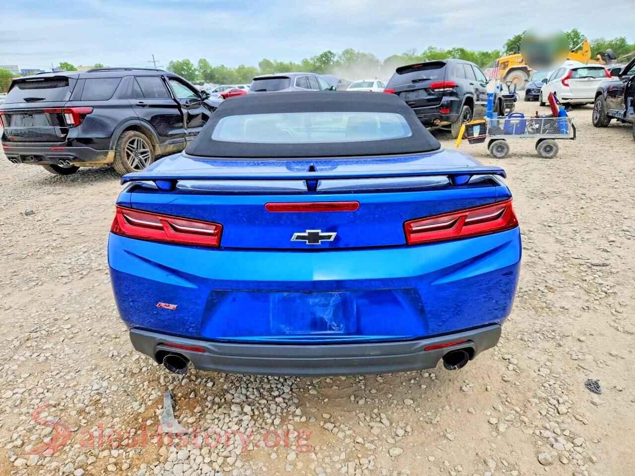 2017 CHEVROLET CAMARO VIN 1G1FD3DXXH0206972, left side view