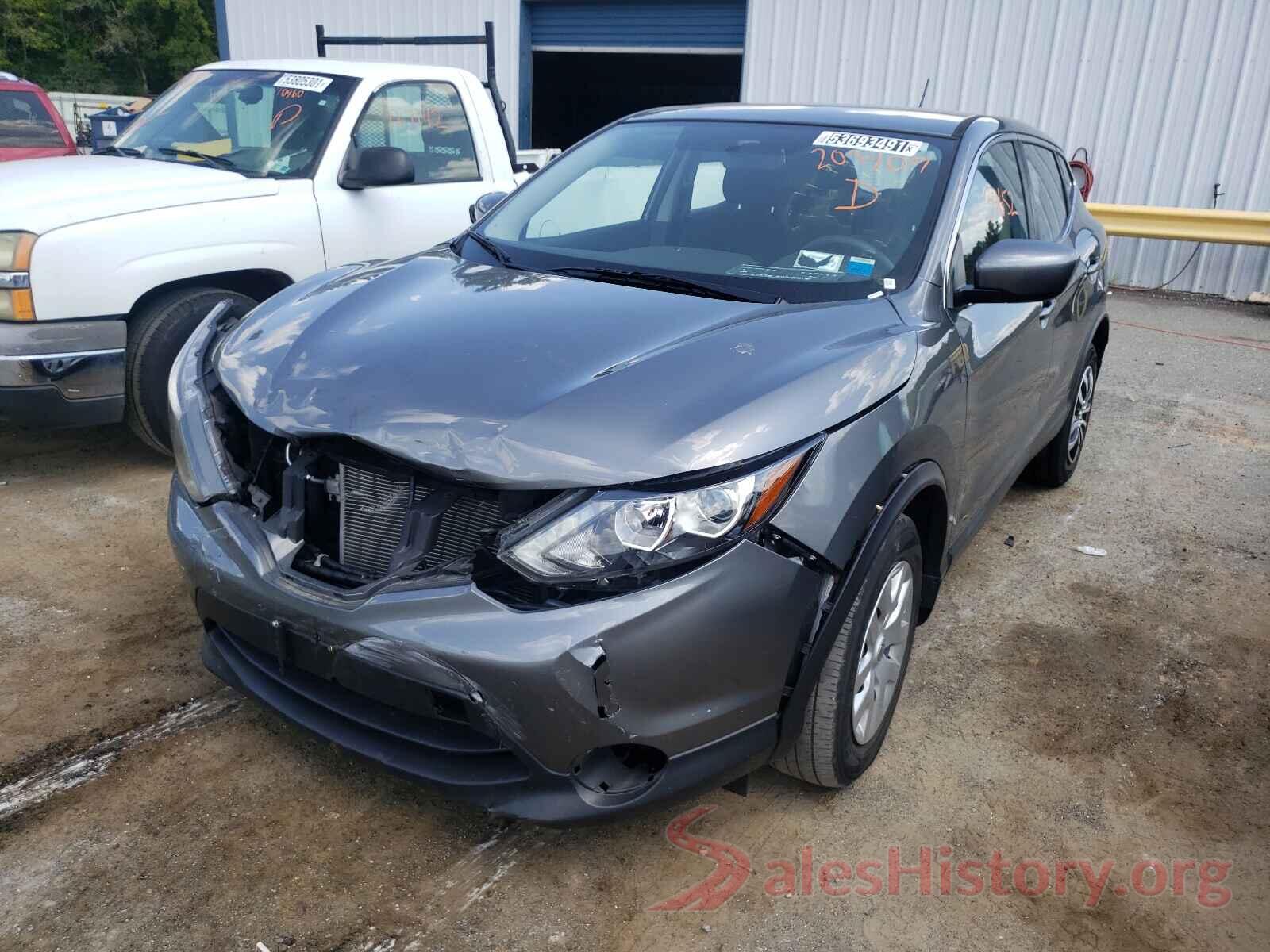 JN1BJ1CR7JW203409 2018 NISSAN ROGUE