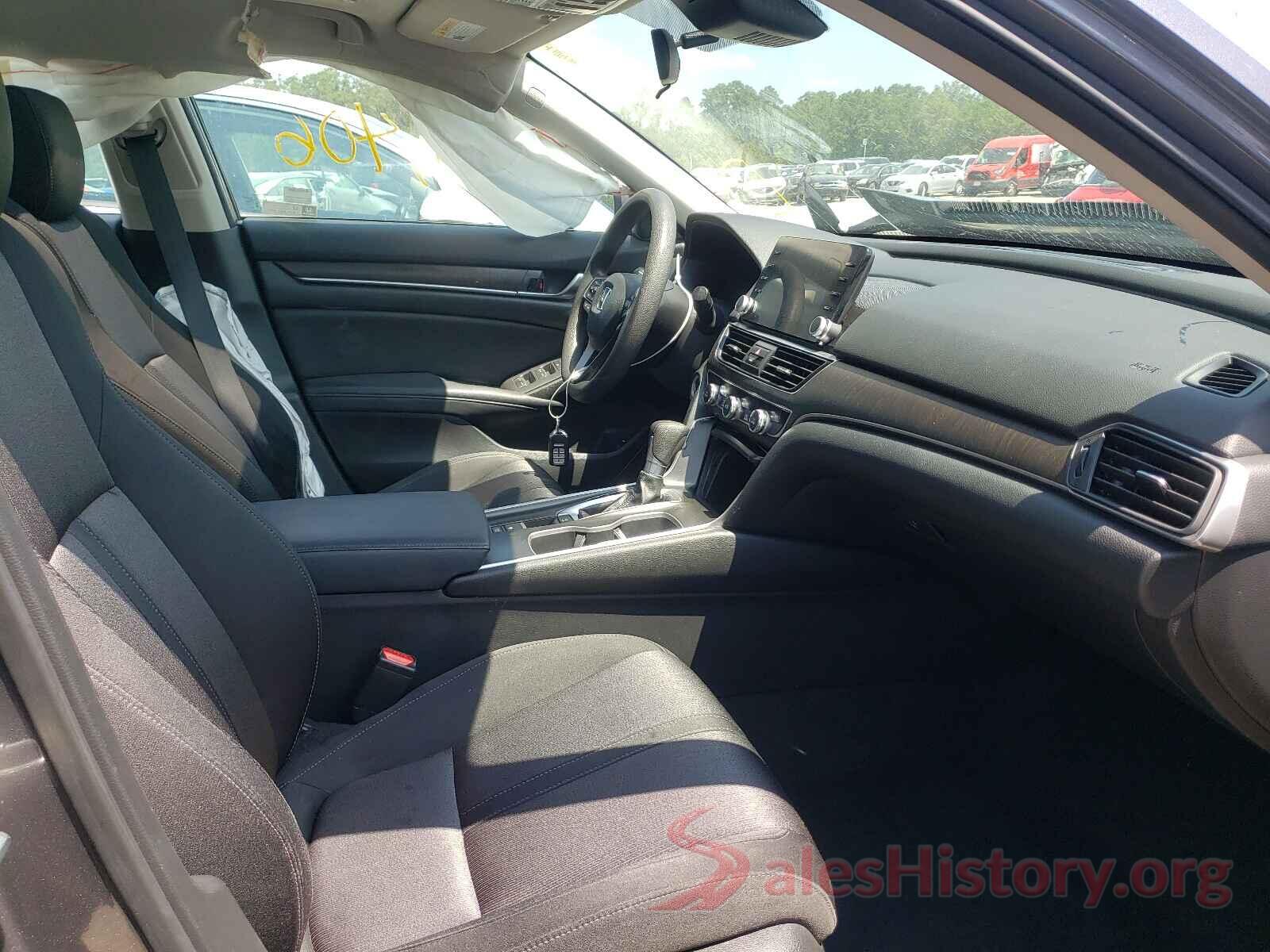 1HGCV1F47JA076164 2018 HONDA ACCORD