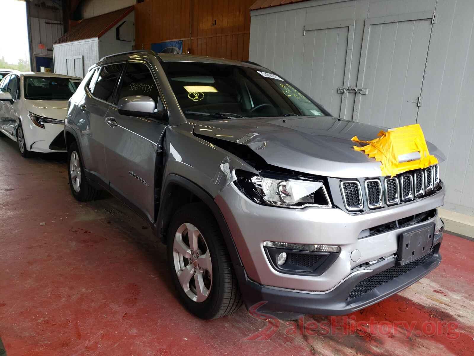 3C4NJDBB0JT154513 2018 JEEP COMPASS