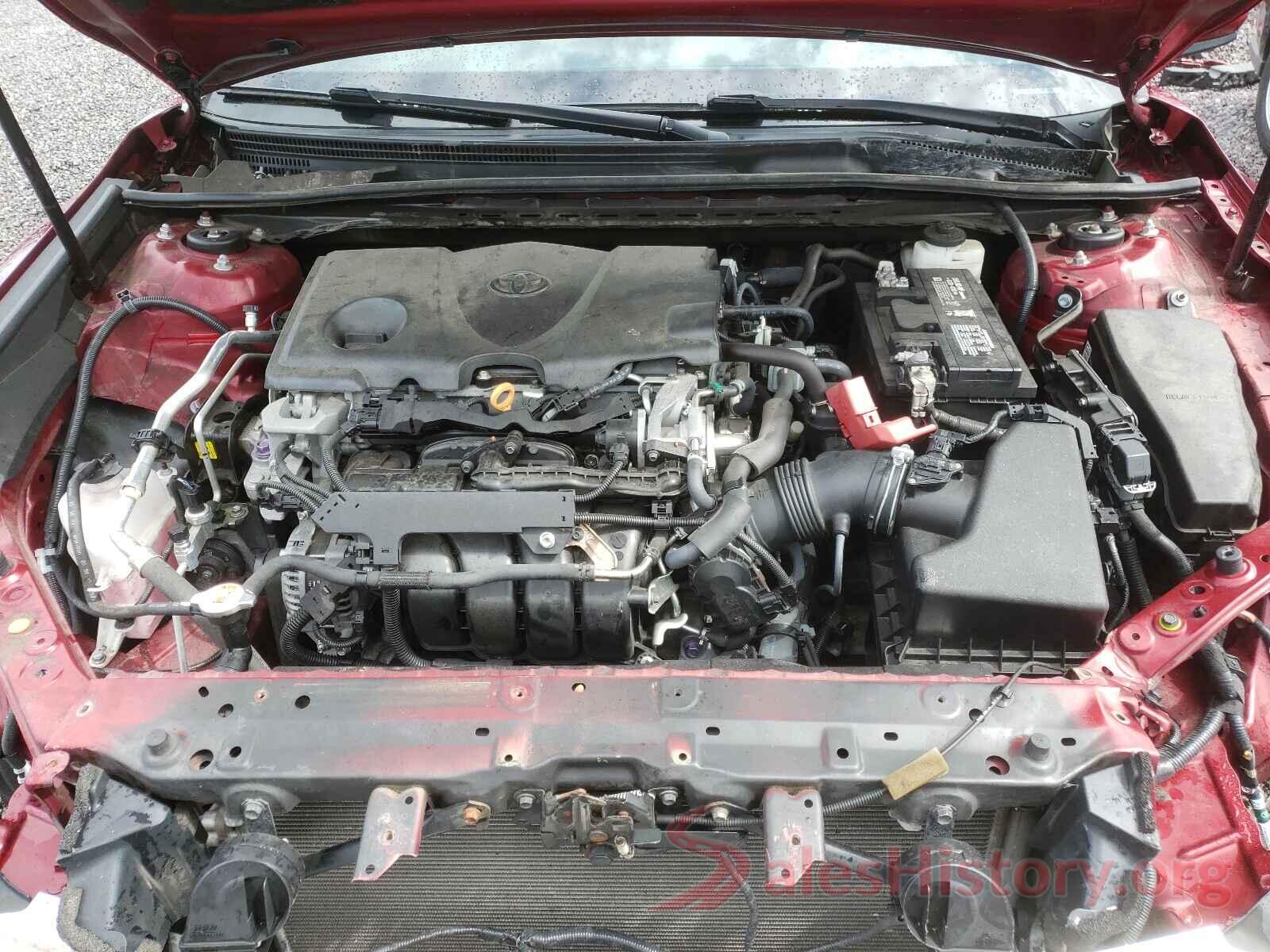 4T1B11HK0JU555229 2018 TOYOTA CAMRY