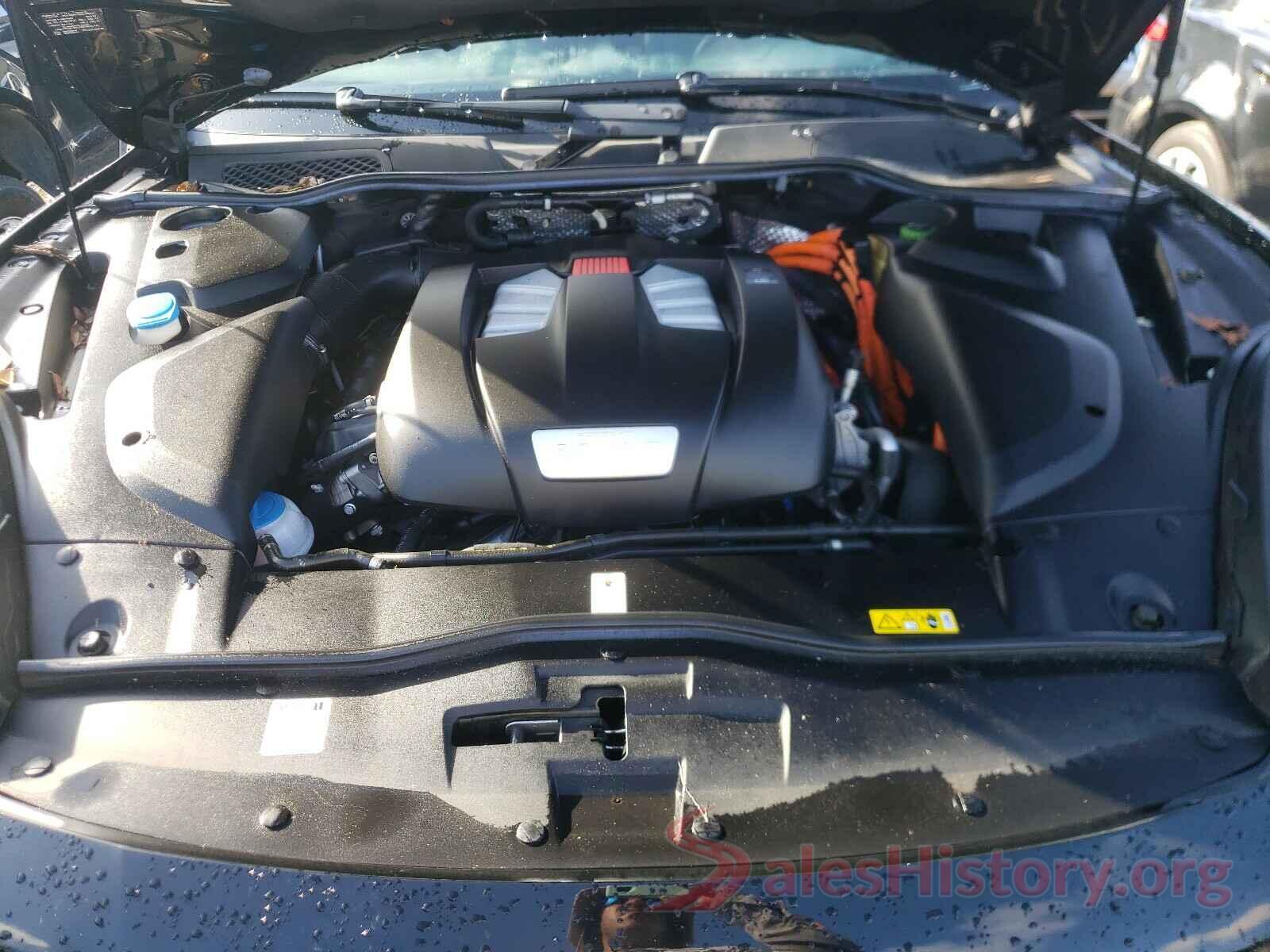 WP1AE2A24JLA71878 2018 PORSCHE CAYENNE