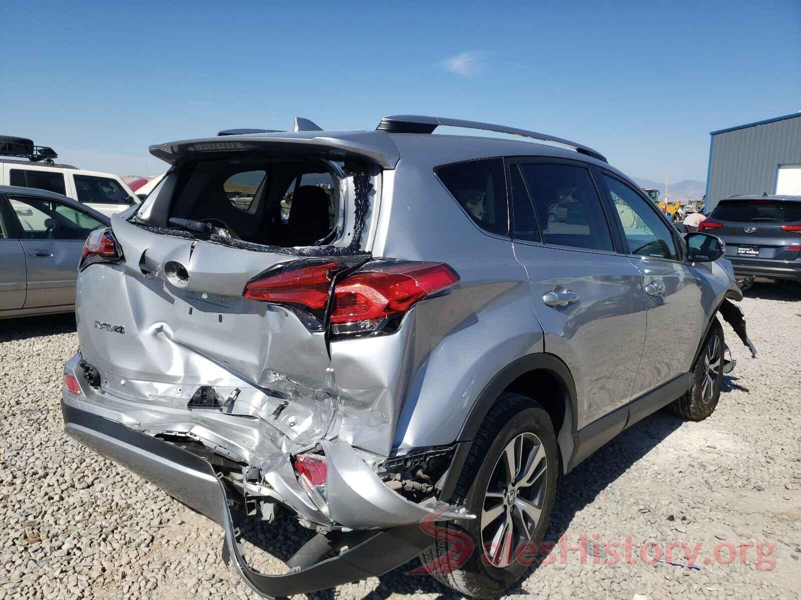 2T3RFREV0JW840811 2018 TOYOTA RAV4