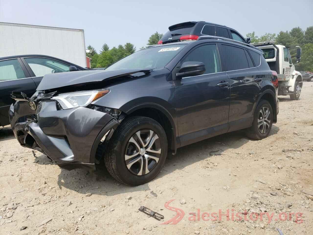 2T3BFREV1JW769748 2018 TOYOTA RAV4