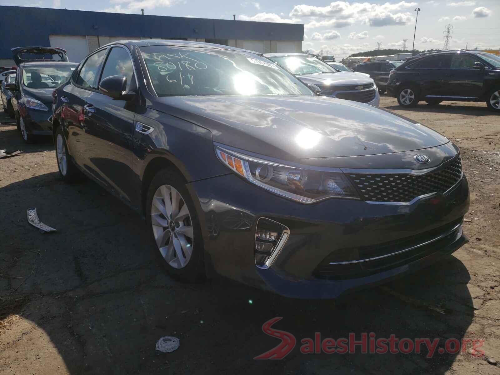 5XXGT4L38JG237550 2018 KIA OPTIMA