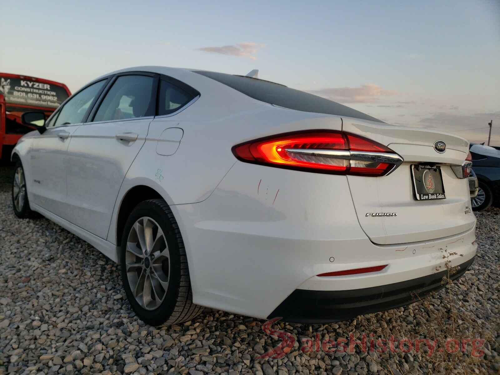 3FA6P0LUXKR141719 2019 FORD FUSION