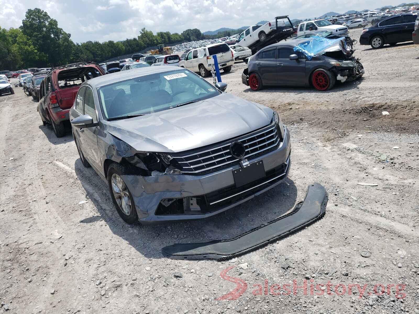 1VWAT7A34HC078463 2017 VOLKSWAGEN PASSAT