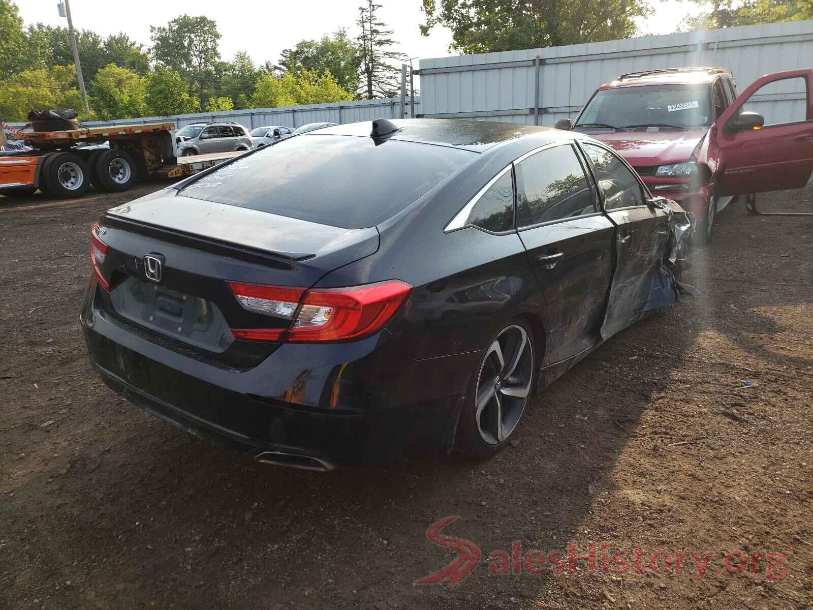 1HGCV1F35JA230832 2018 HONDA ACCORD