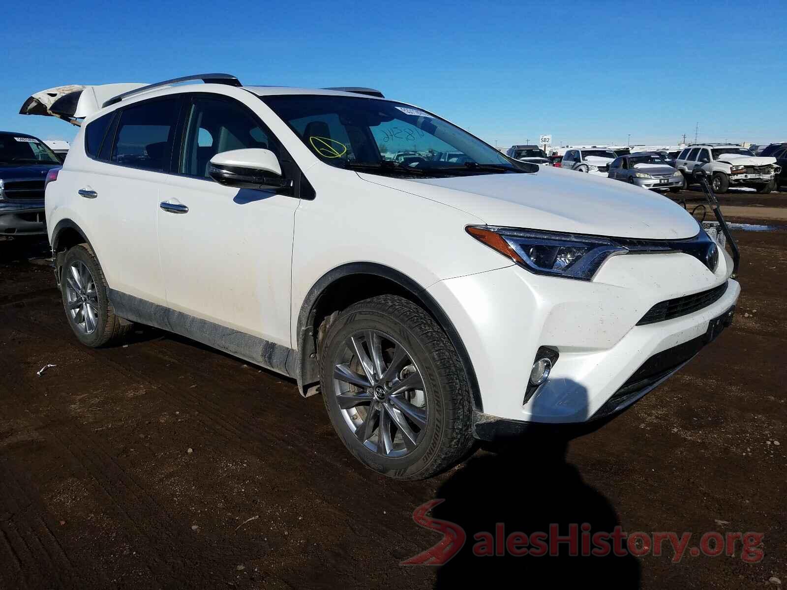 2T3DFREV7JW707229 2018 TOYOTA RAV4