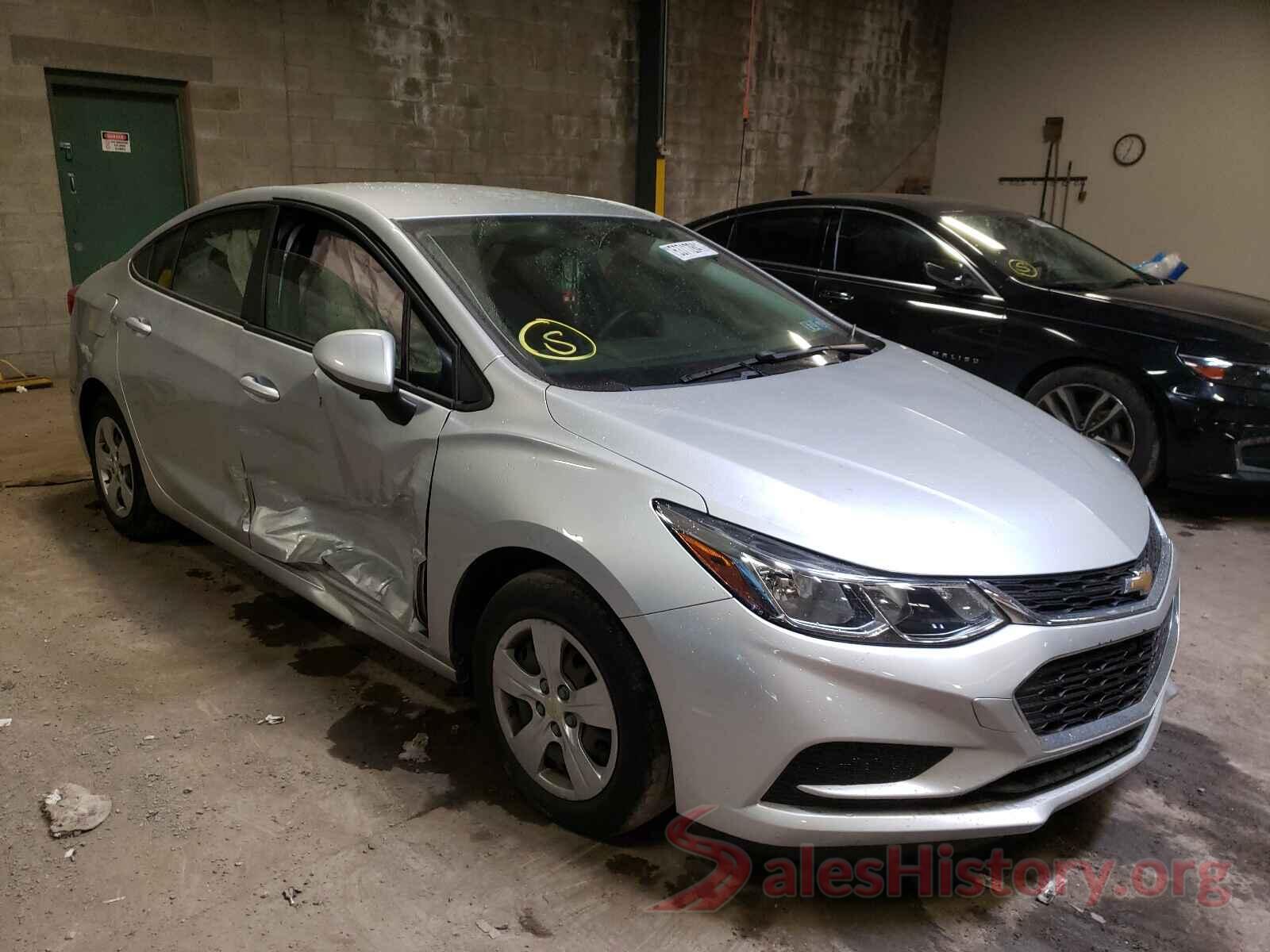 1G1BC5SM5J7161698 2018 CHEVROLET CRUZE