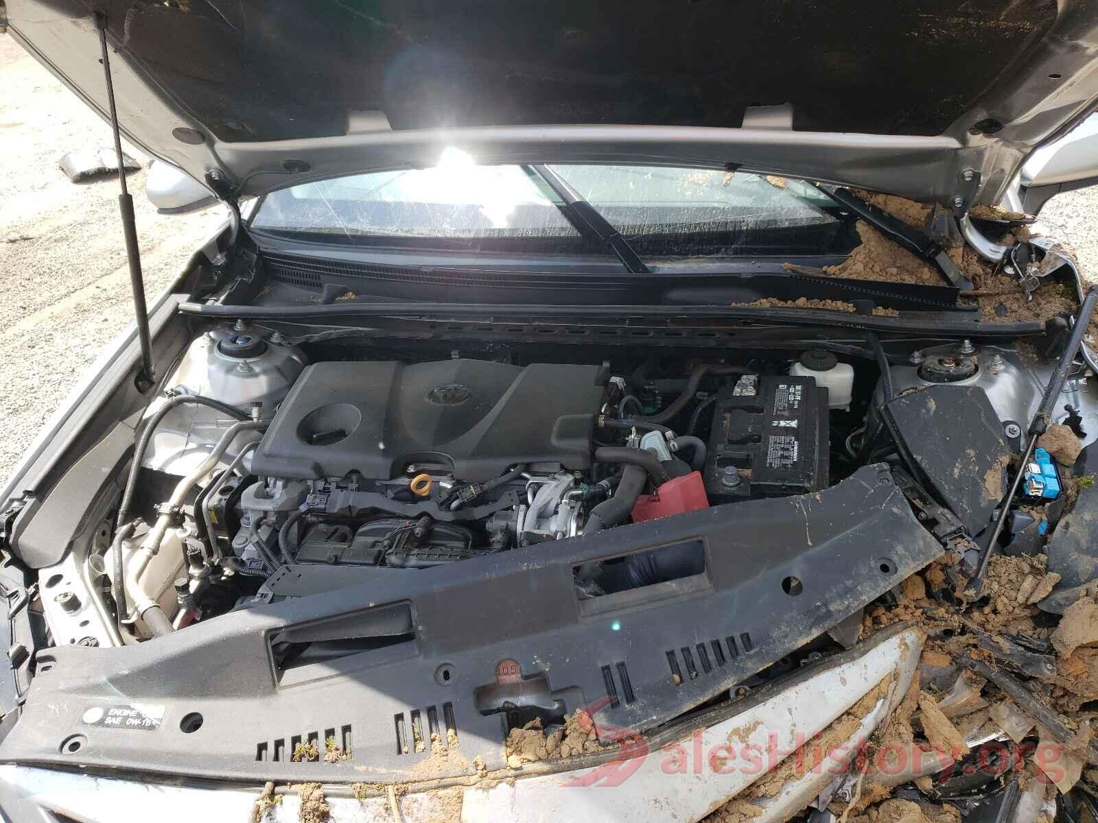 4T1B11HK0JU516821 2018 TOYOTA CAMRY