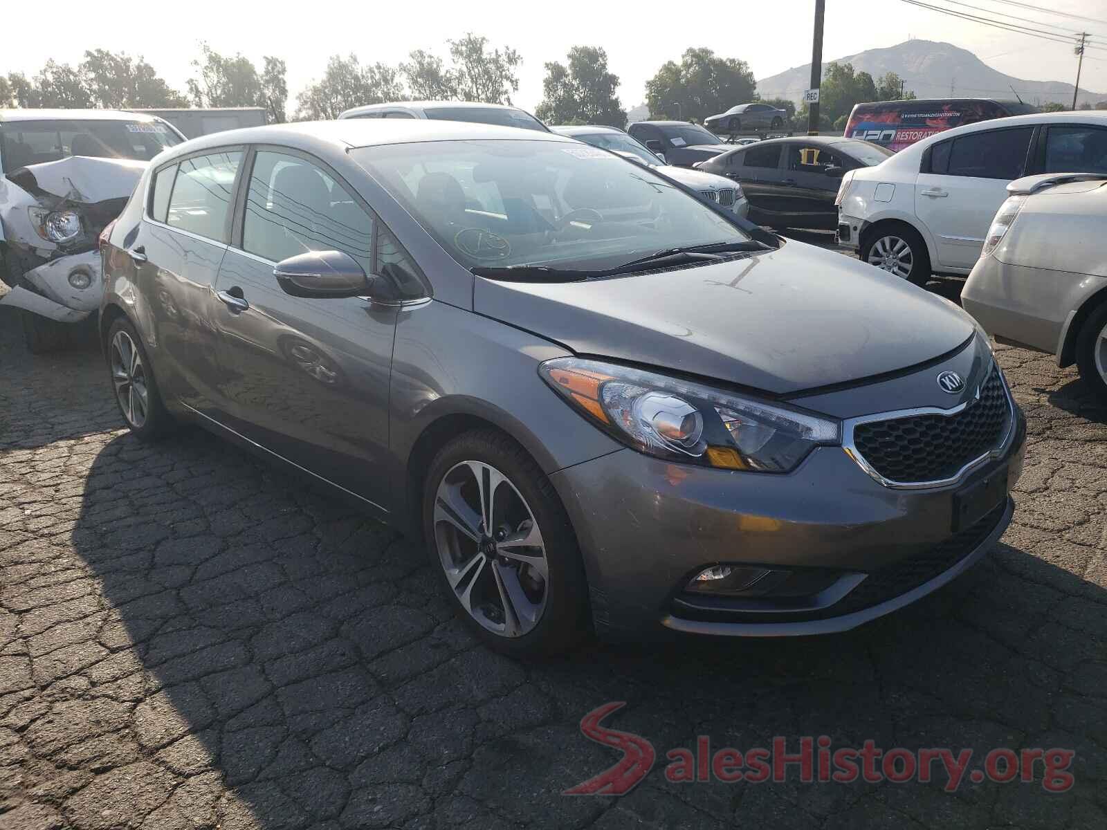 KNAFX5A89G5631153 2016 KIA FORTE