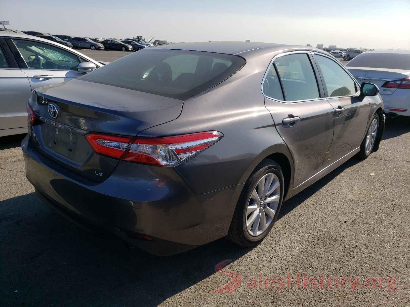 4T1B11HK4JU604187 2018 TOYOTA CAMRY