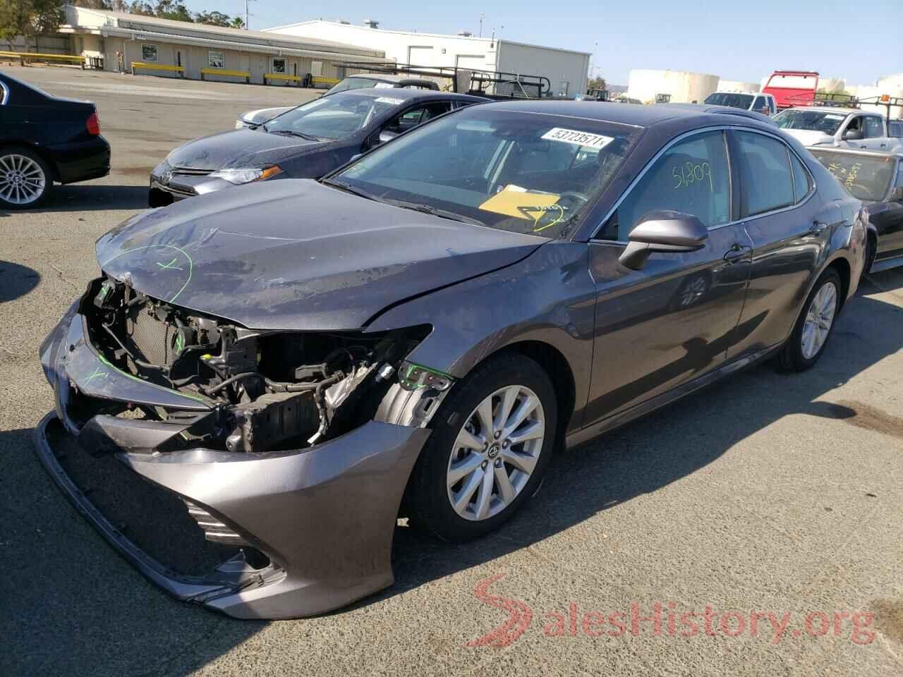 4T1B11HK4JU604187 2018 TOYOTA CAMRY