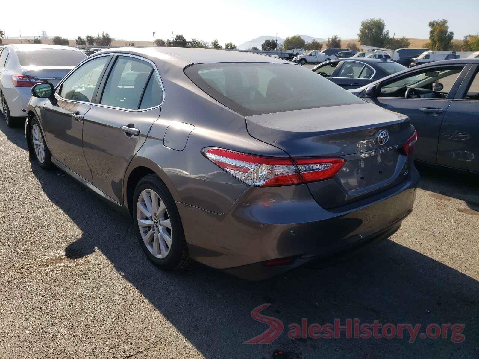 4T1B11HK4JU604187 2018 TOYOTA CAMRY