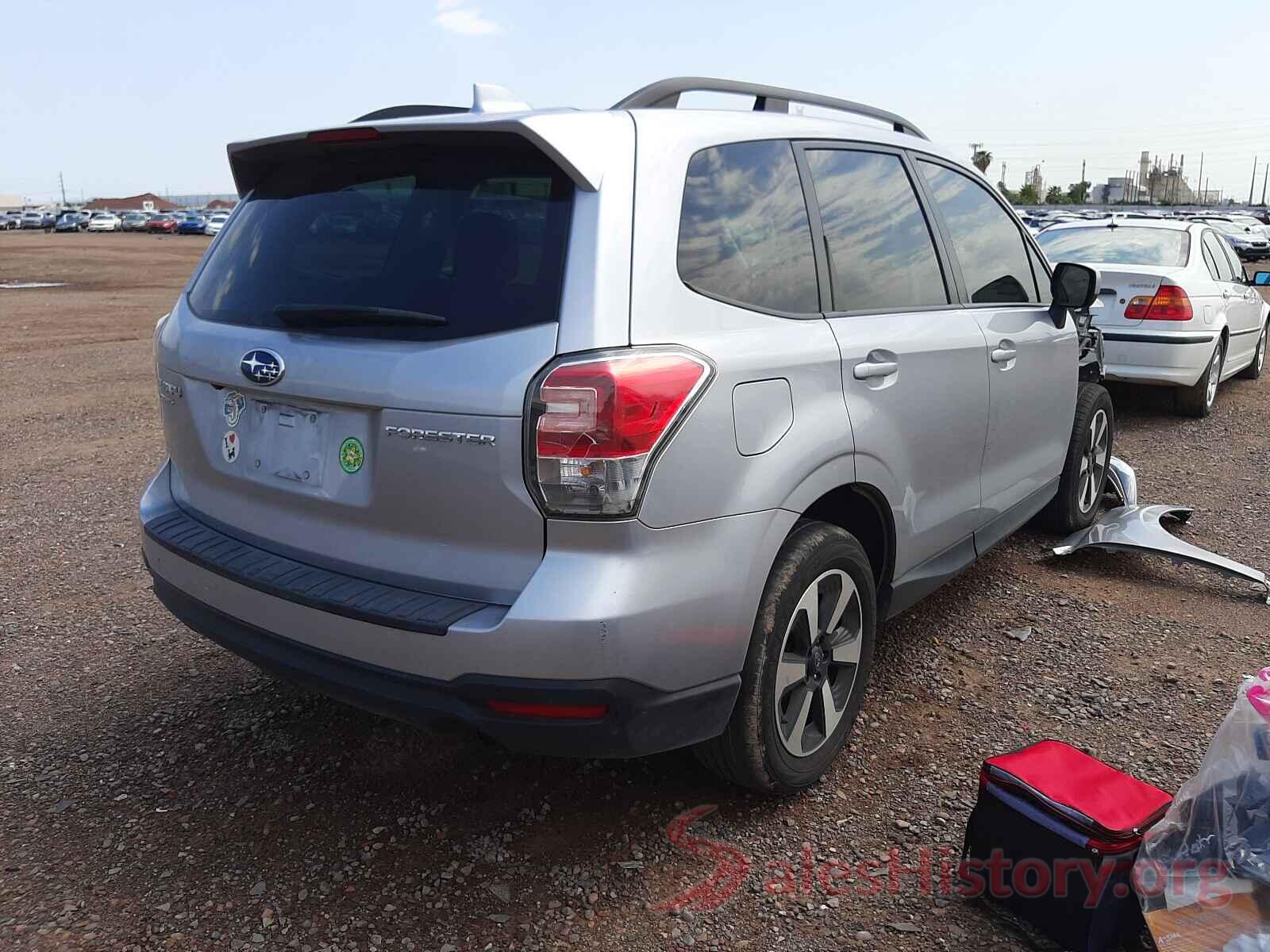 JF2SJAGCXJH575707 2018 SUBARU FORESTER