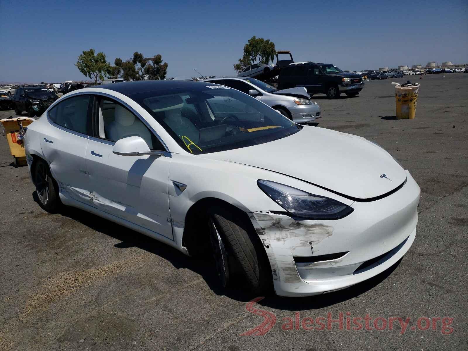 5YJ3E1EA9JF168728 2018 TESLA MODEL 3