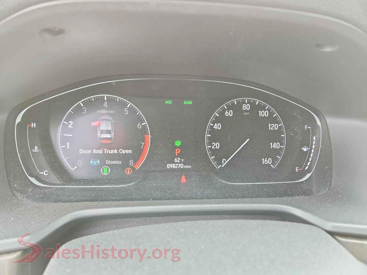 2018 HONDA ACCORD VIN 1HGCV1F96JA005677, interior center console