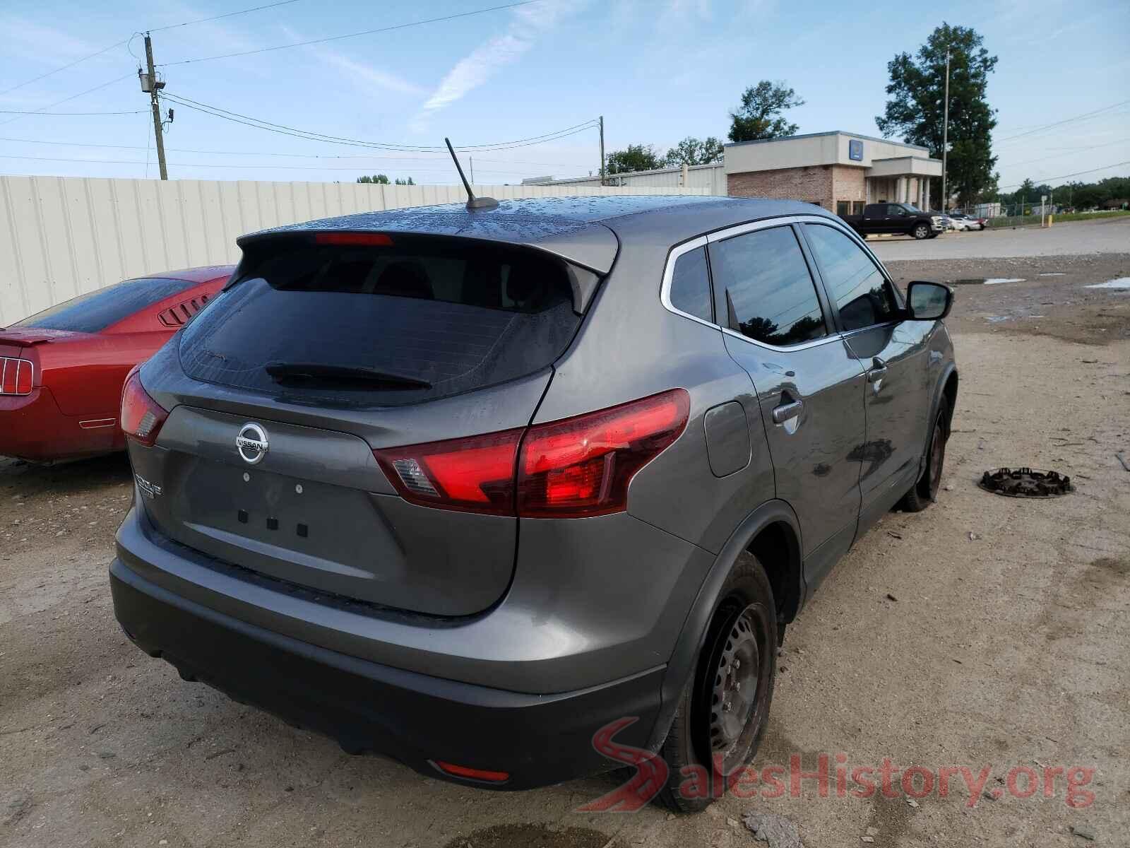 JN1BJ1CP3JW160685 2018 NISSAN ROGUE