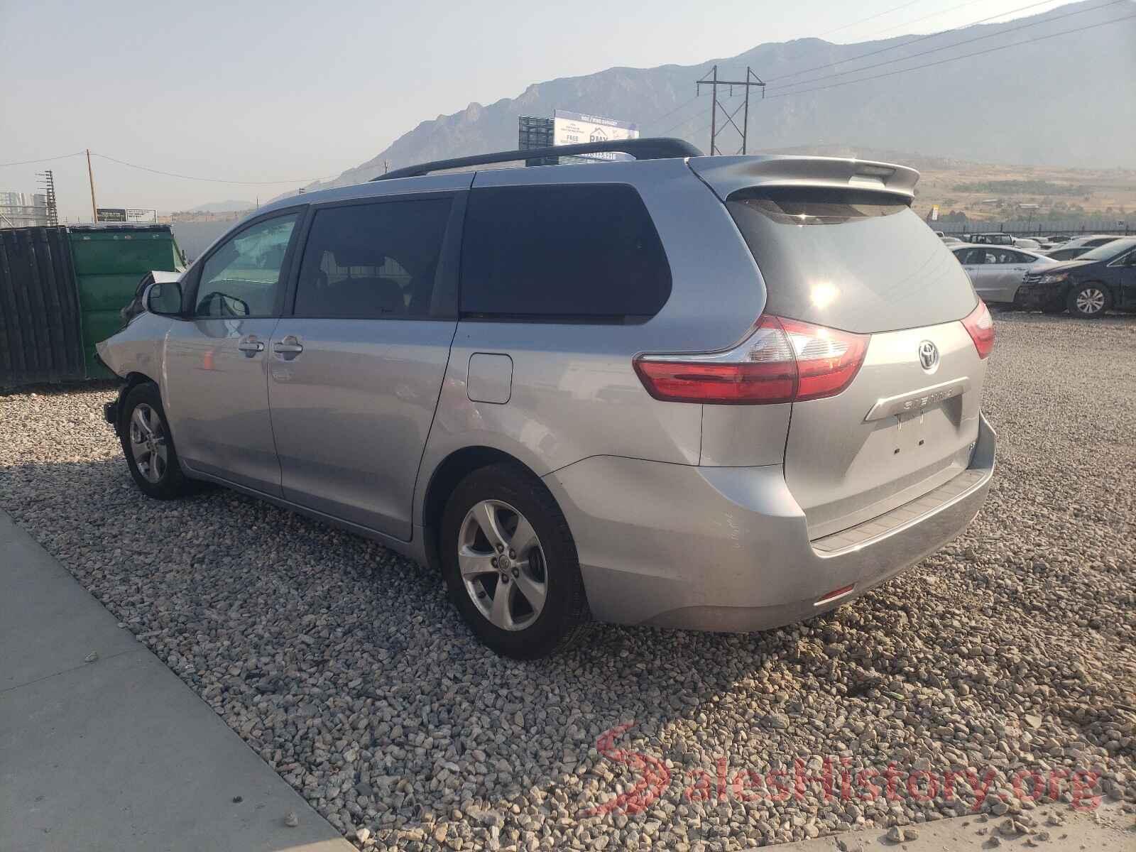 5TDKZ3DC9HS815861 2017 TOYOTA SIENNA