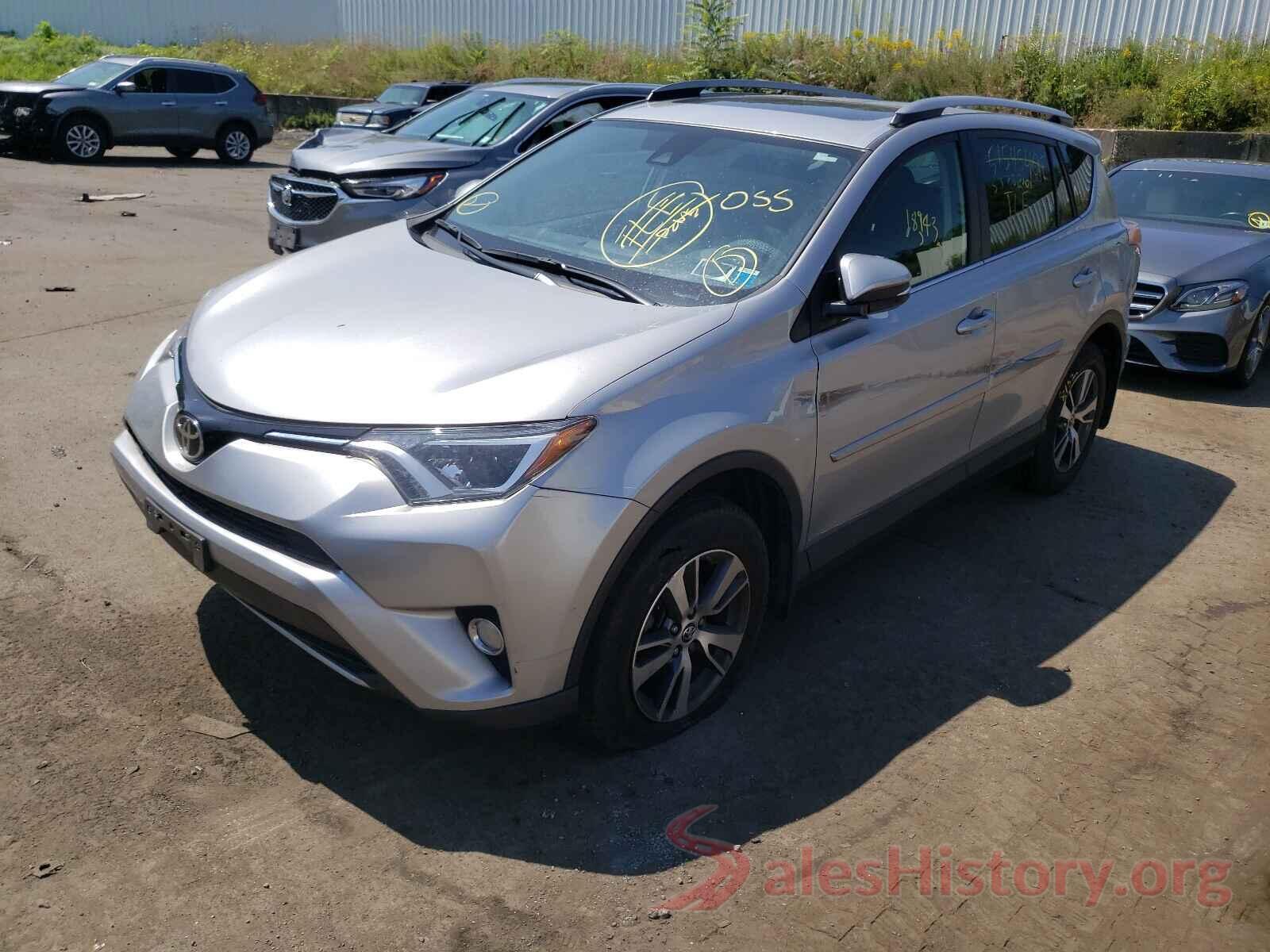 JTMRFREV3JJ218489 2018 TOYOTA RAV4