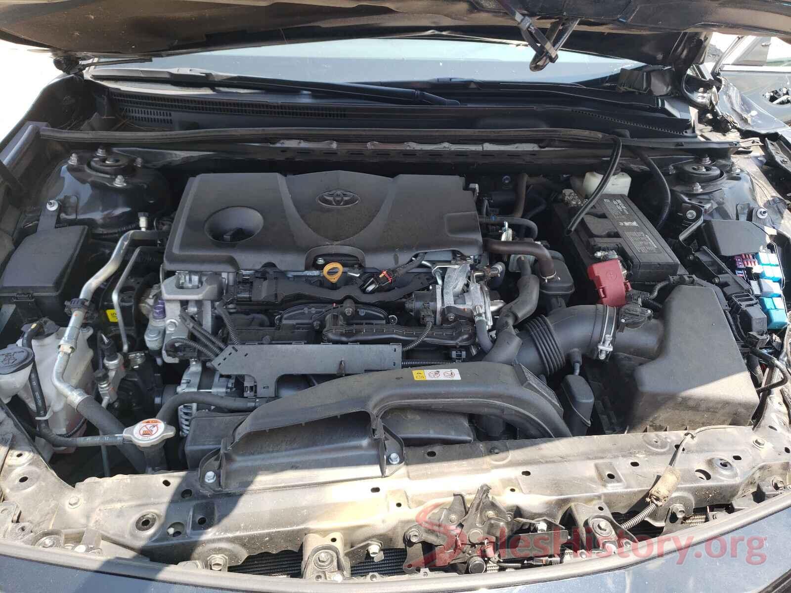 4T1B11HK5JU077325 2018 TOYOTA CAMRY