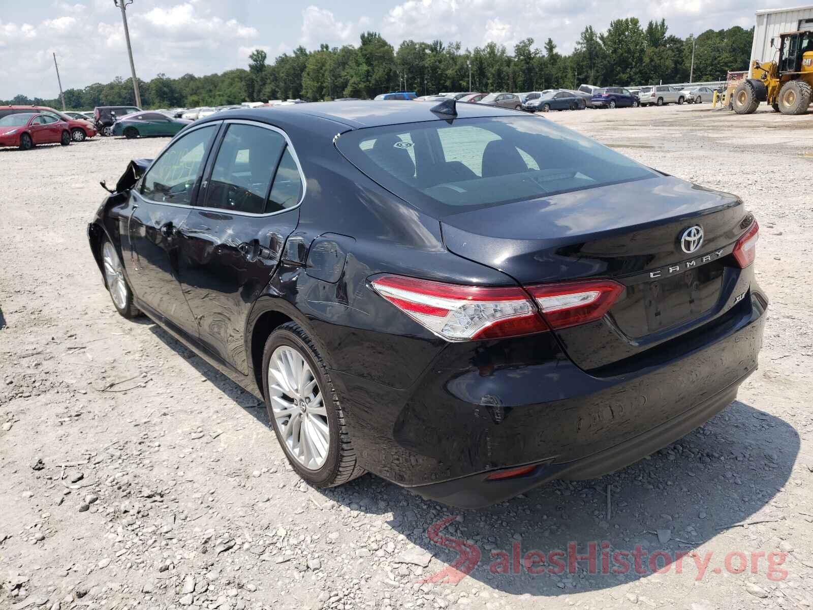 4T1B11HK5JU077325 2018 TOYOTA CAMRY