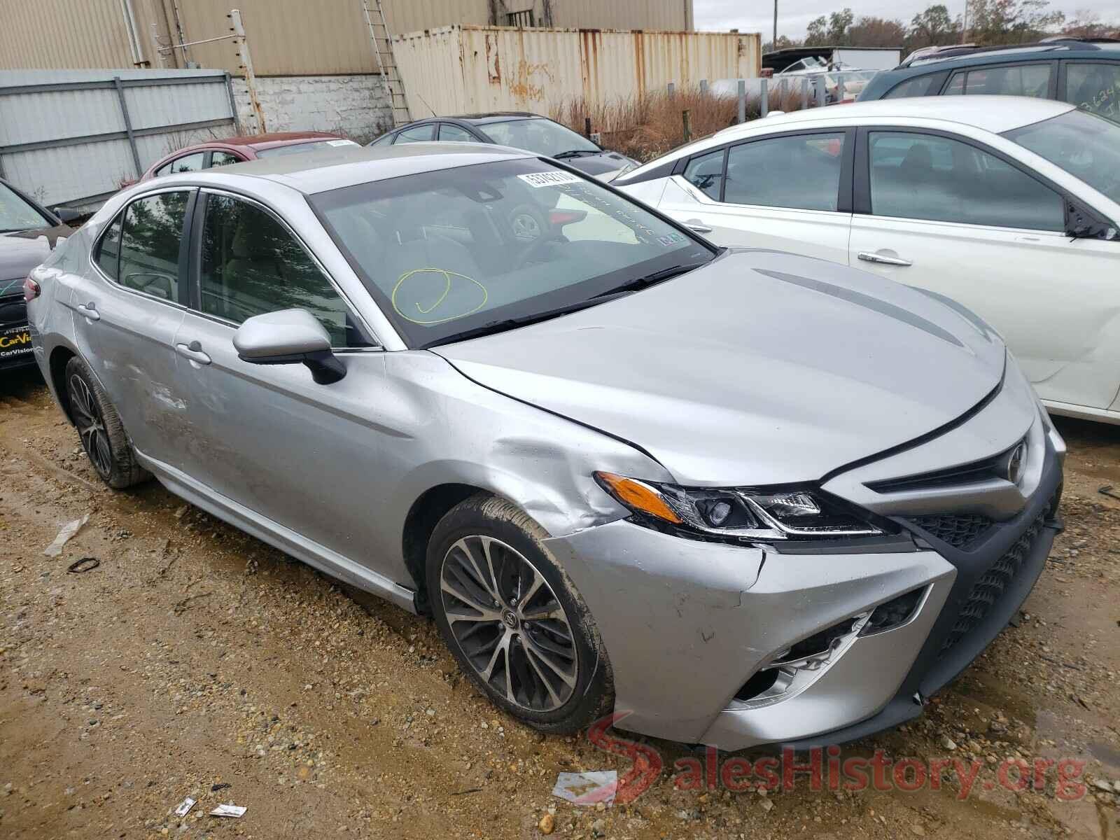 JTNB11HK3J3024581 2018 TOYOTA CAMRY