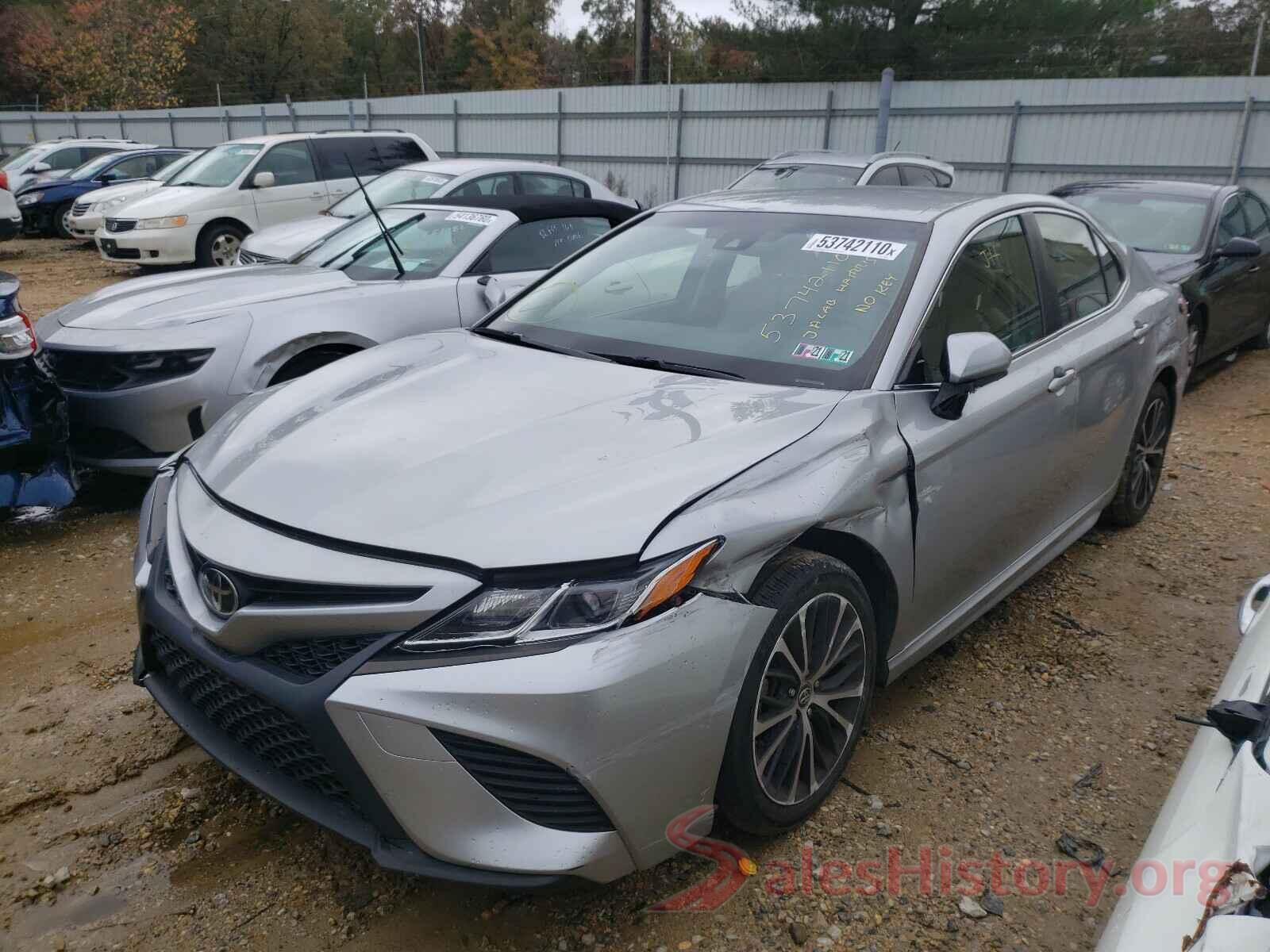 JTNB11HK3J3024581 2018 TOYOTA CAMRY