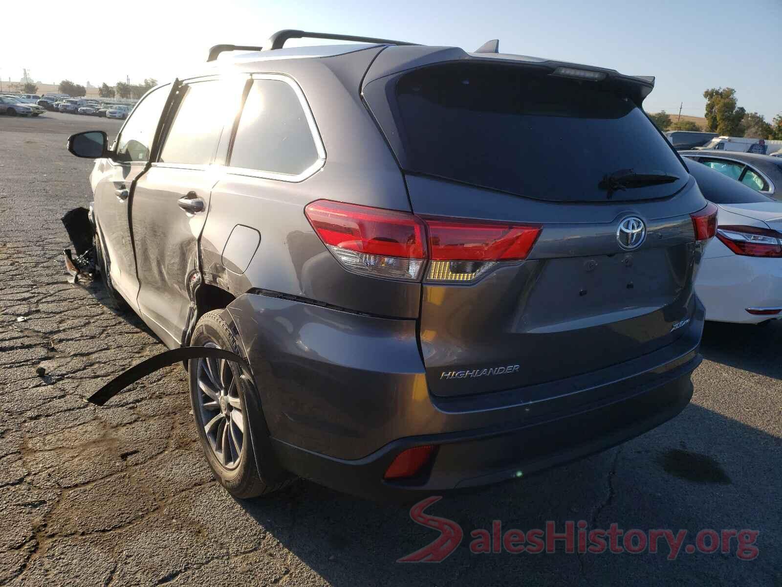 5TDJZRFH5KS747587 2019 TOYOTA HIGHLANDER