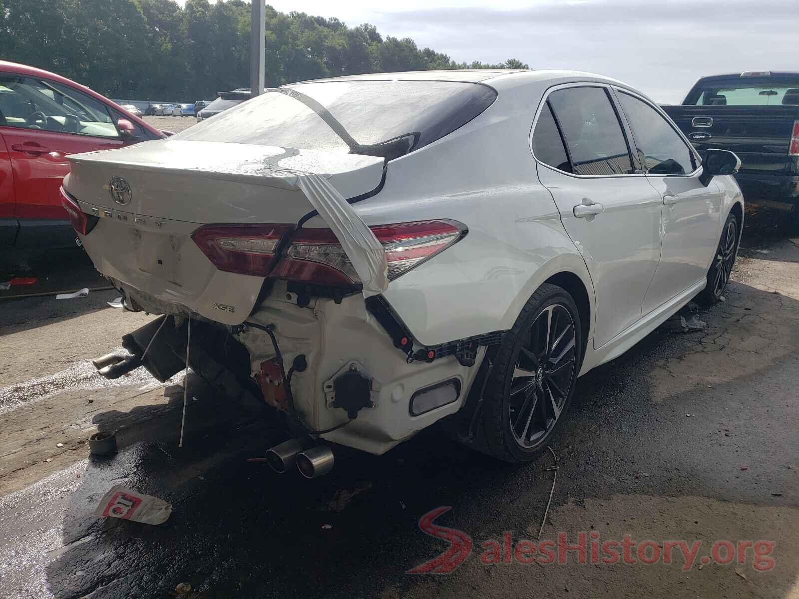 4T1B61HK8JU108956 2018 TOYOTA CAMRY