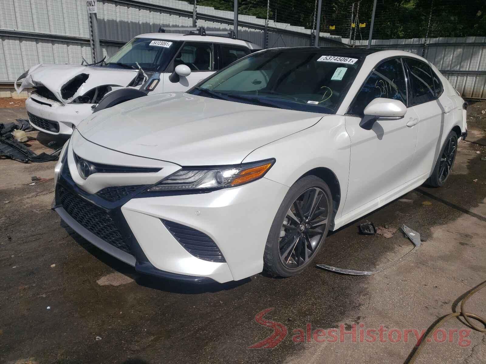 4T1B61HK8JU108956 2018 TOYOTA CAMRY