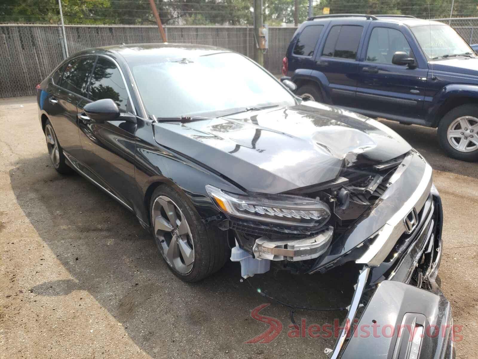 1HGCV2F99JA008899 2018 HONDA ACCORD