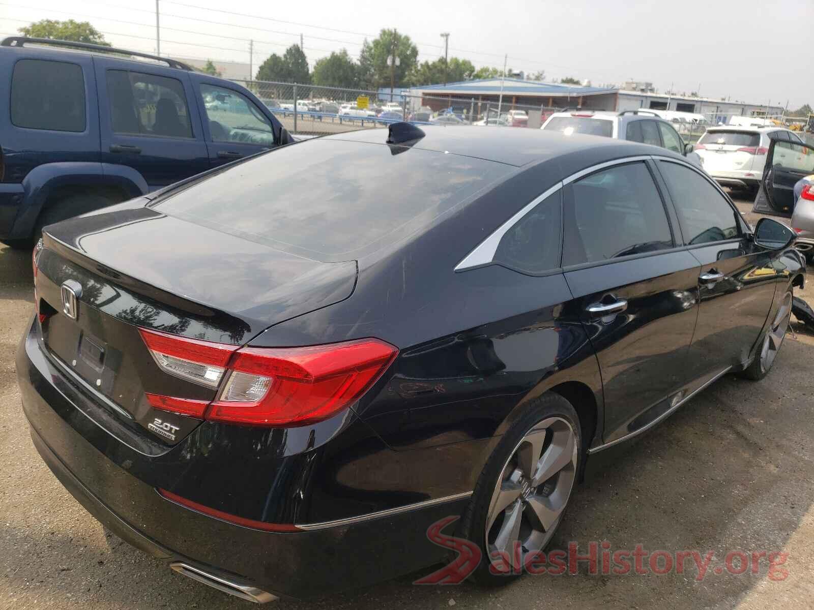 1HGCV2F99JA008899 2018 HONDA ACCORD