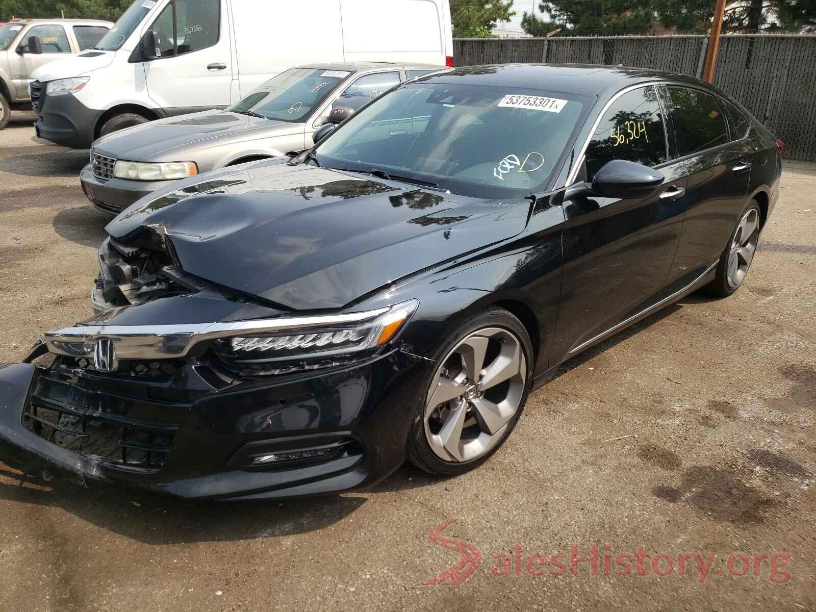 1HGCV2F99JA008899 2018 HONDA ACCORD