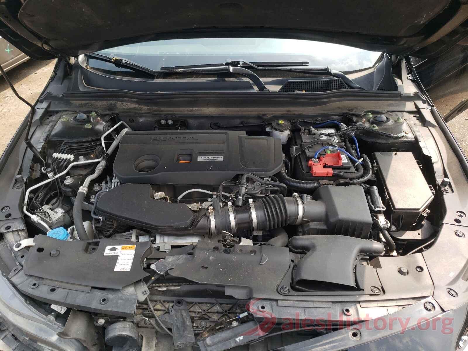 1HGCV2F99JA008899 2018 HONDA ACCORD