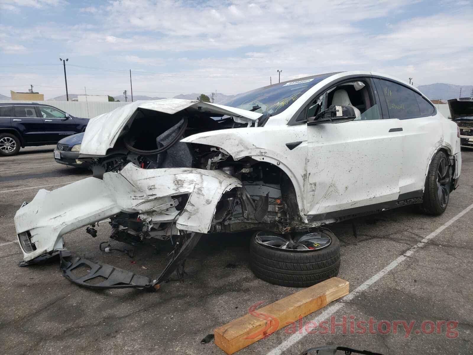 5YJXCDE4XJF081097 2018 TESLA MODEL X