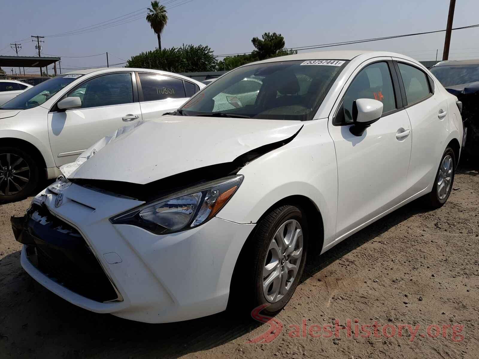 3MYDLBYV6JY325247 2018 TOYOTA YARIS