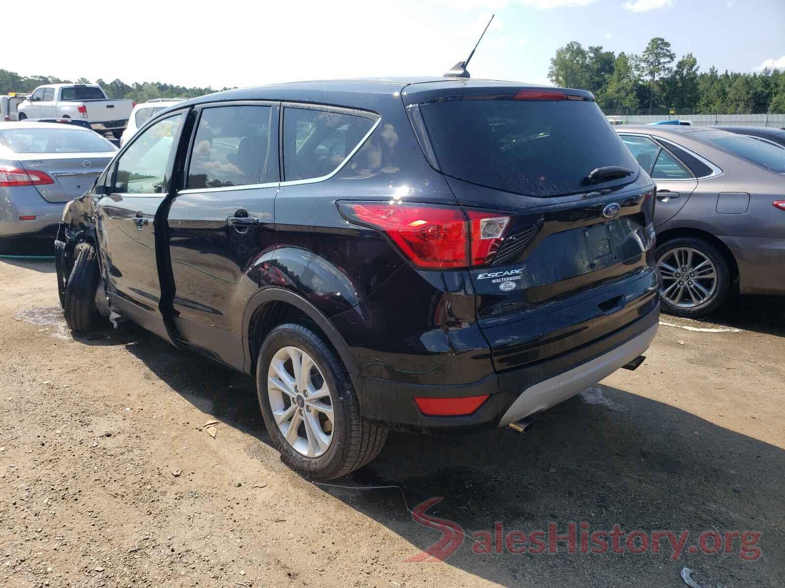 1FMCU0GD2KUC45027 2019 FORD ESCAPE