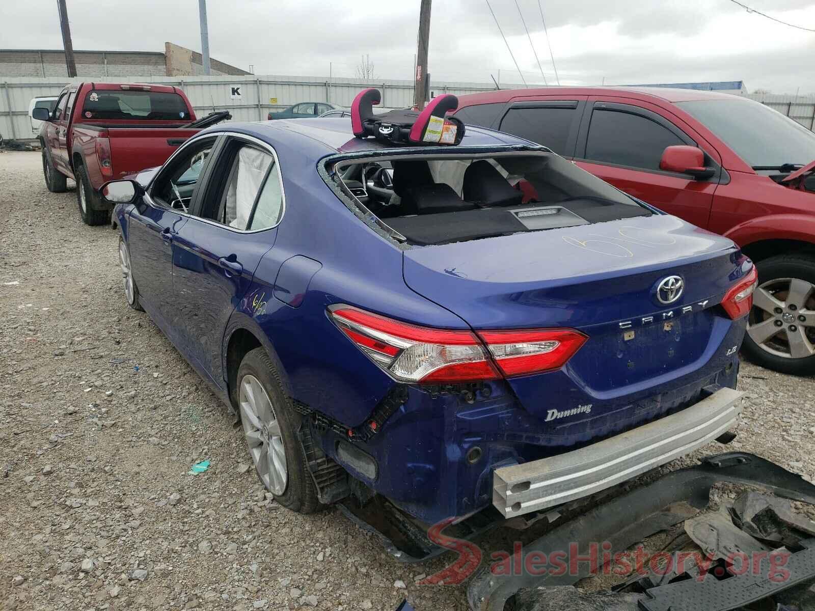 4T1B11HK2JU589723 2018 TOYOTA CAMRY